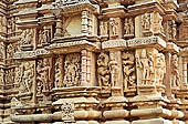 Khajuraho - Visvanatha temple sculpted wall 